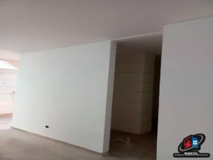Acabados arquitectónicos 25 Pintura para techos en casas y oficinas
